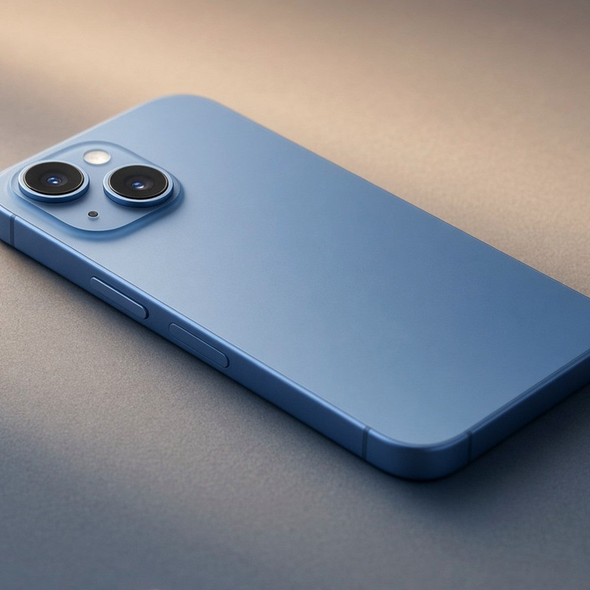 Apple iPhone 16 Ultramarine Good refurbished — JemJem